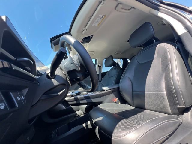 Used 2022 Kia EV6 Wind w/ Wind Technology Package AWD/4WD image 18