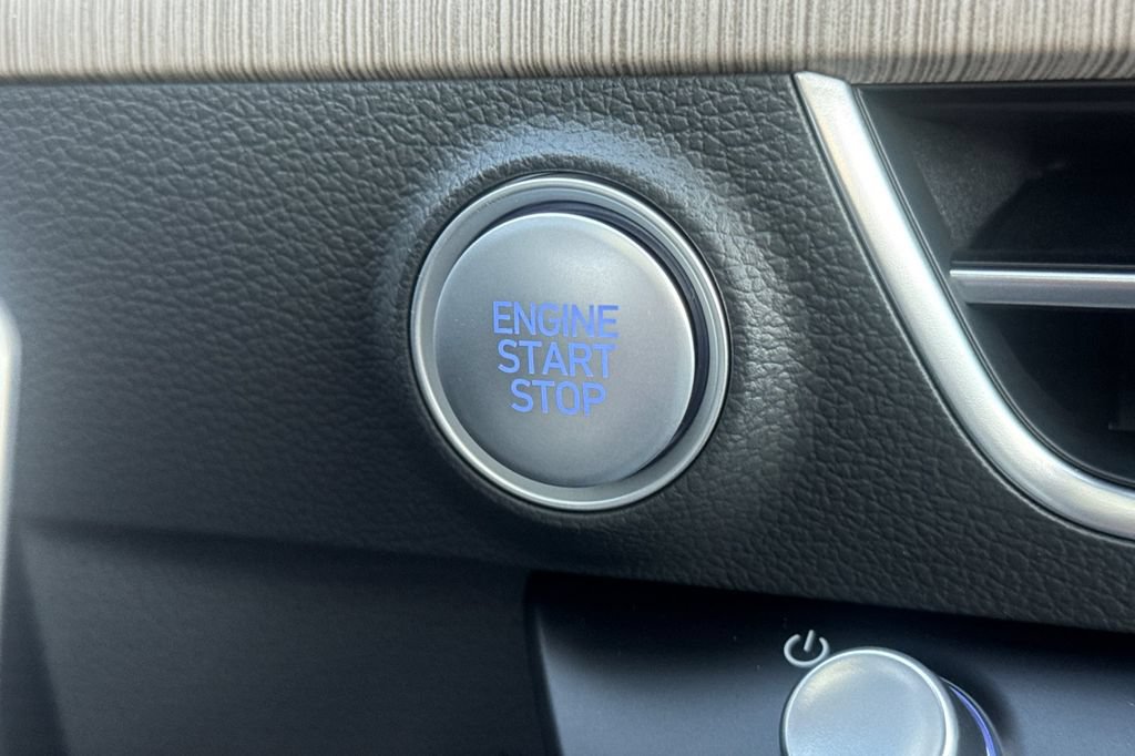 New 2026 Hyundai Sonata Limited FWD image 23