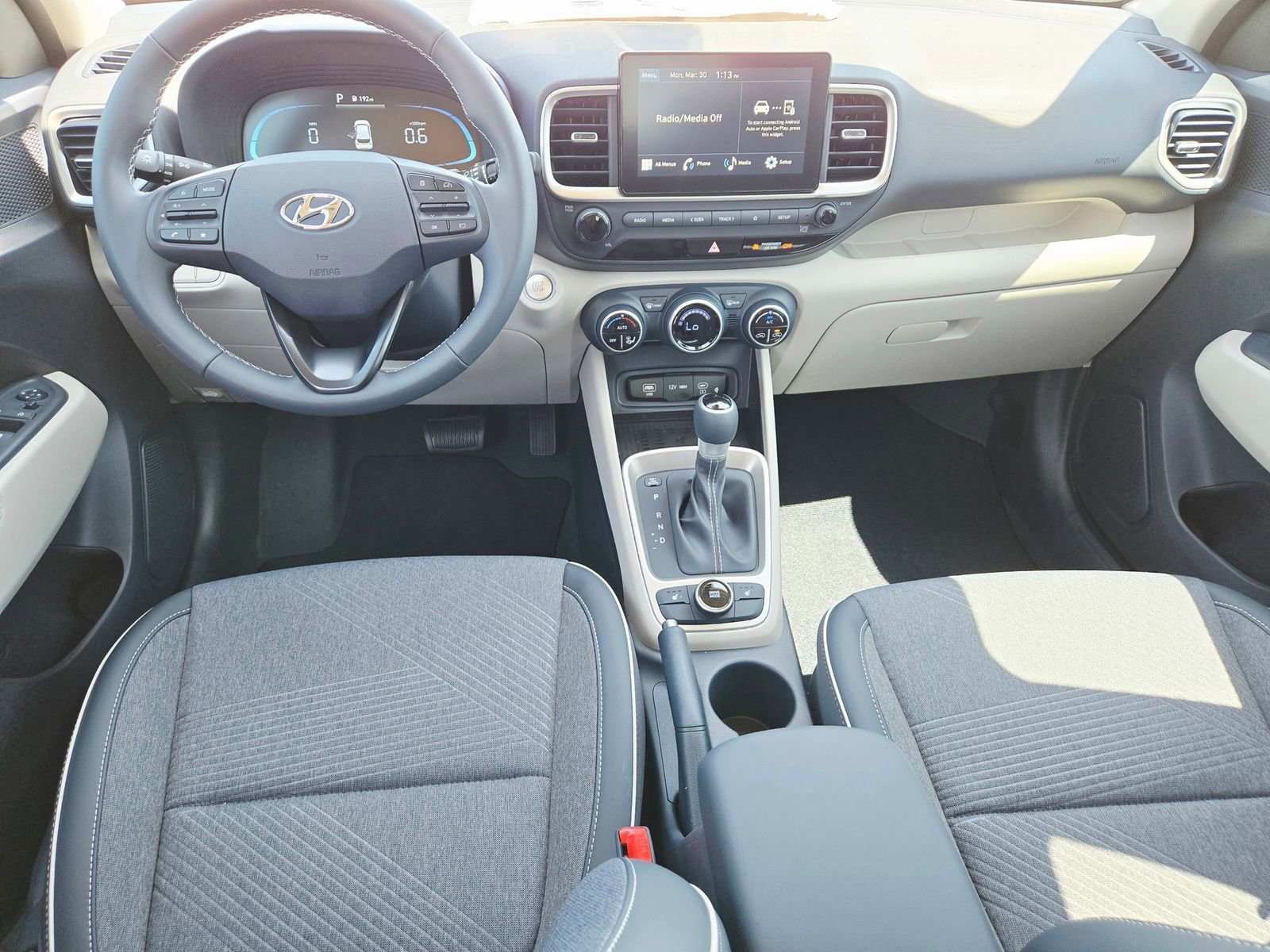 New 2026 Hyundai Venue SEL FWD image 8