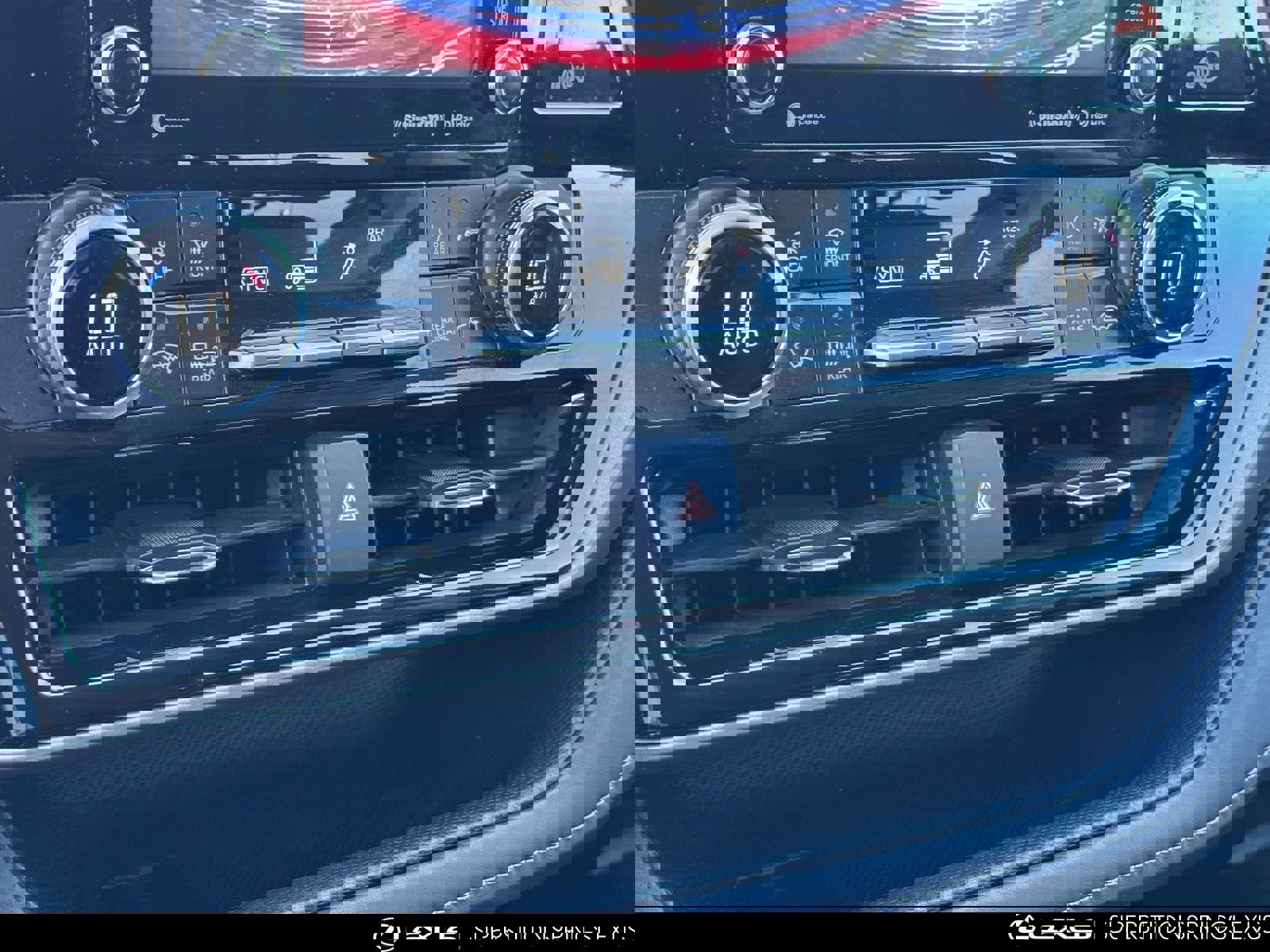 Used 2021 Toyota Highlander LE image 23