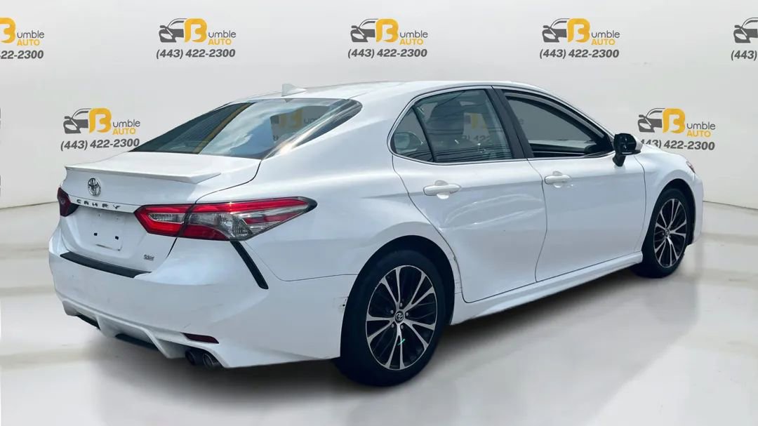 Used 2019 Toyota Camry SE image 5