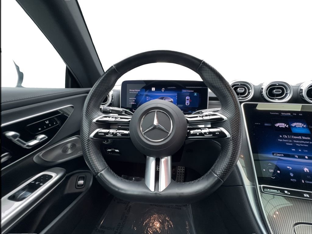 Used 2025 Mercedes-Benz CLE 300 4MATIC Coupe image 32