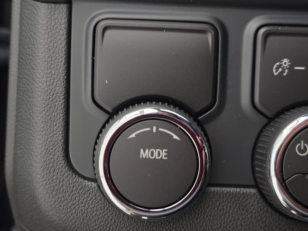 New 2026 Chevrolet Suburban LT w/ Comfort Package image 7