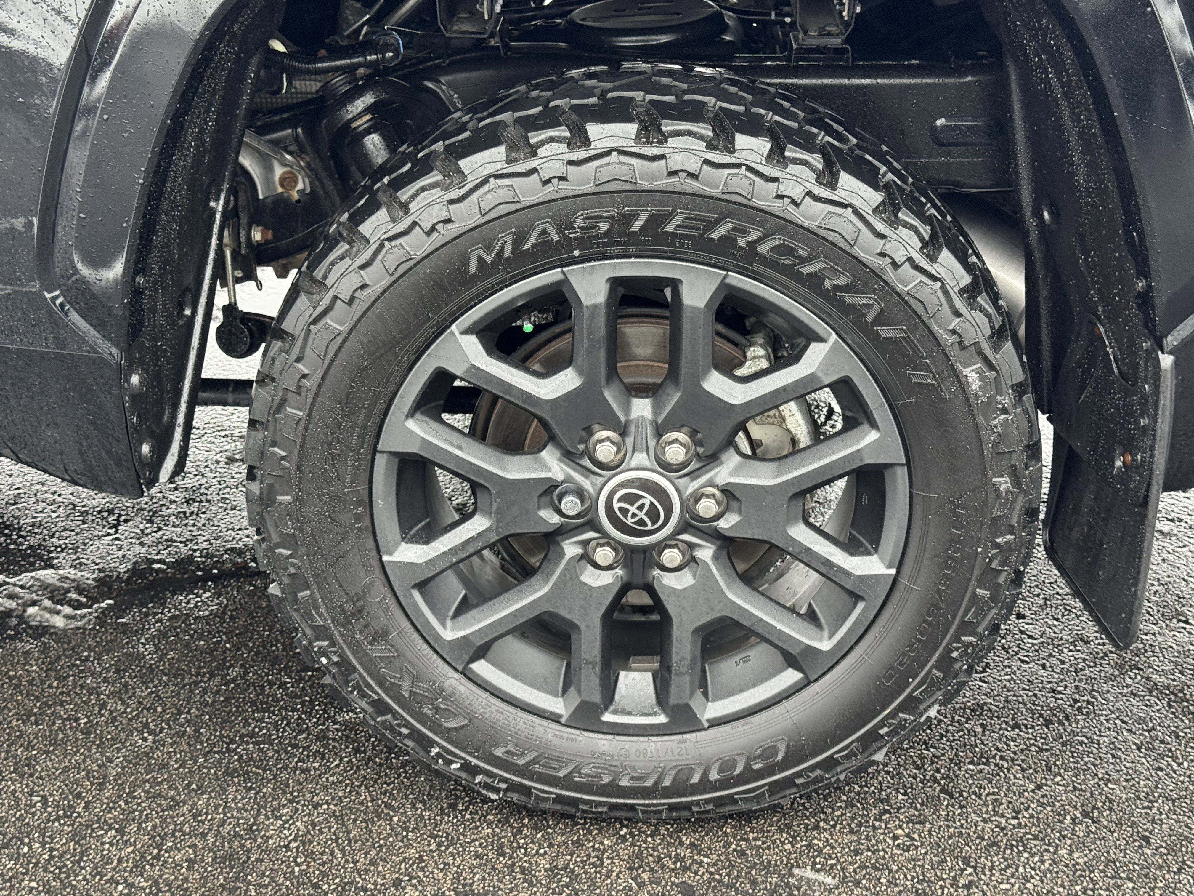 Used 2023 Toyota Tundra Platinum image 41