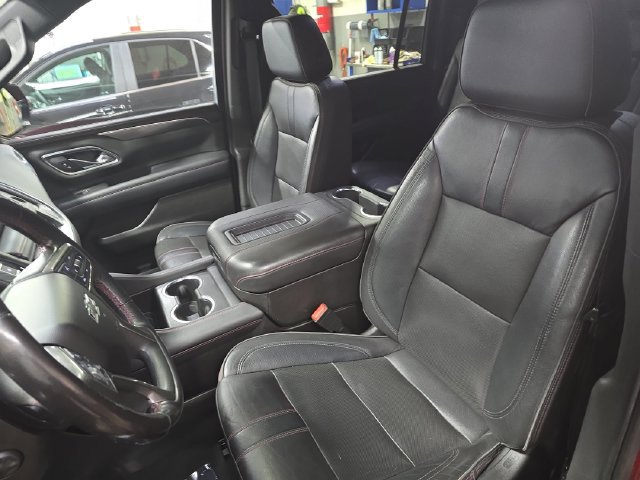 Used 2021 Chevrolet Suburban RST w/ Luxury Package AWD/4WD image 20