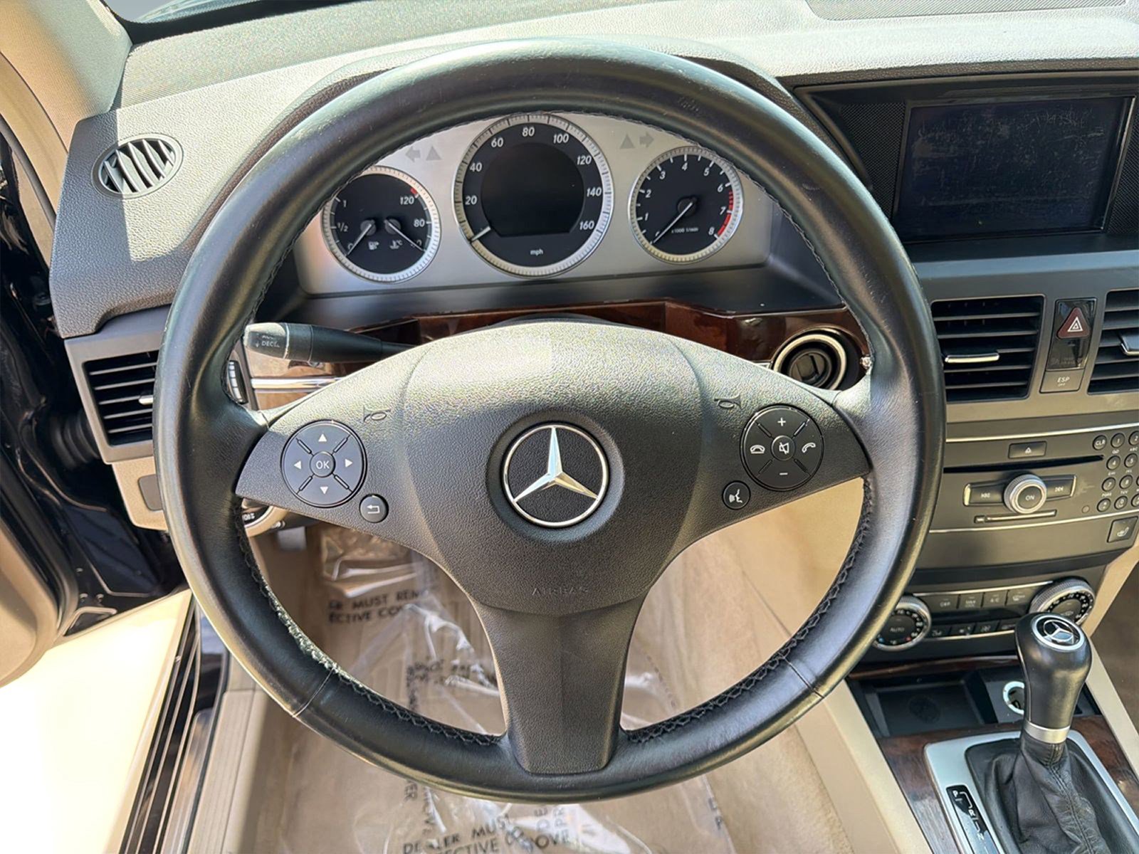Used 2010 Mercedes-Benz GLK 350 4MATIC image 19