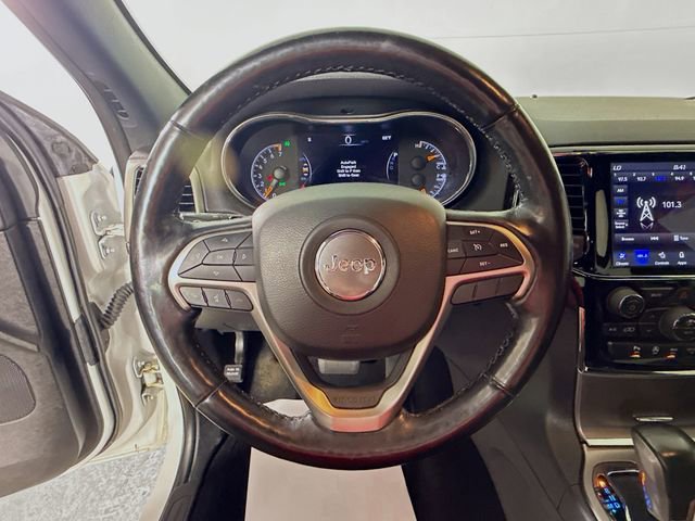 Used 2020 Jeep Grand Cherokee Altitude AWD/4WD image 13