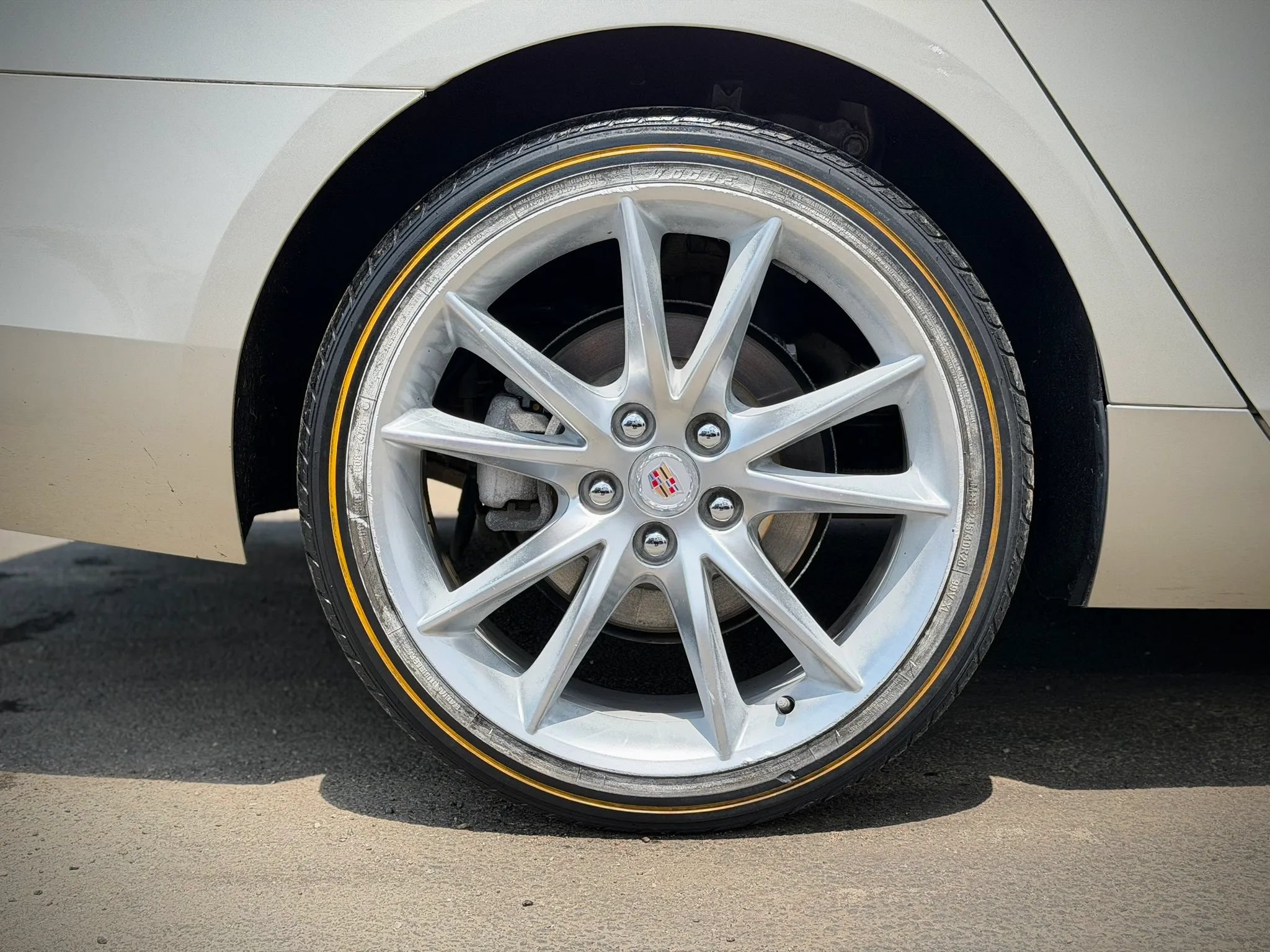 Used 2013 Cadillac XTS Premium AWD/4WD image 29