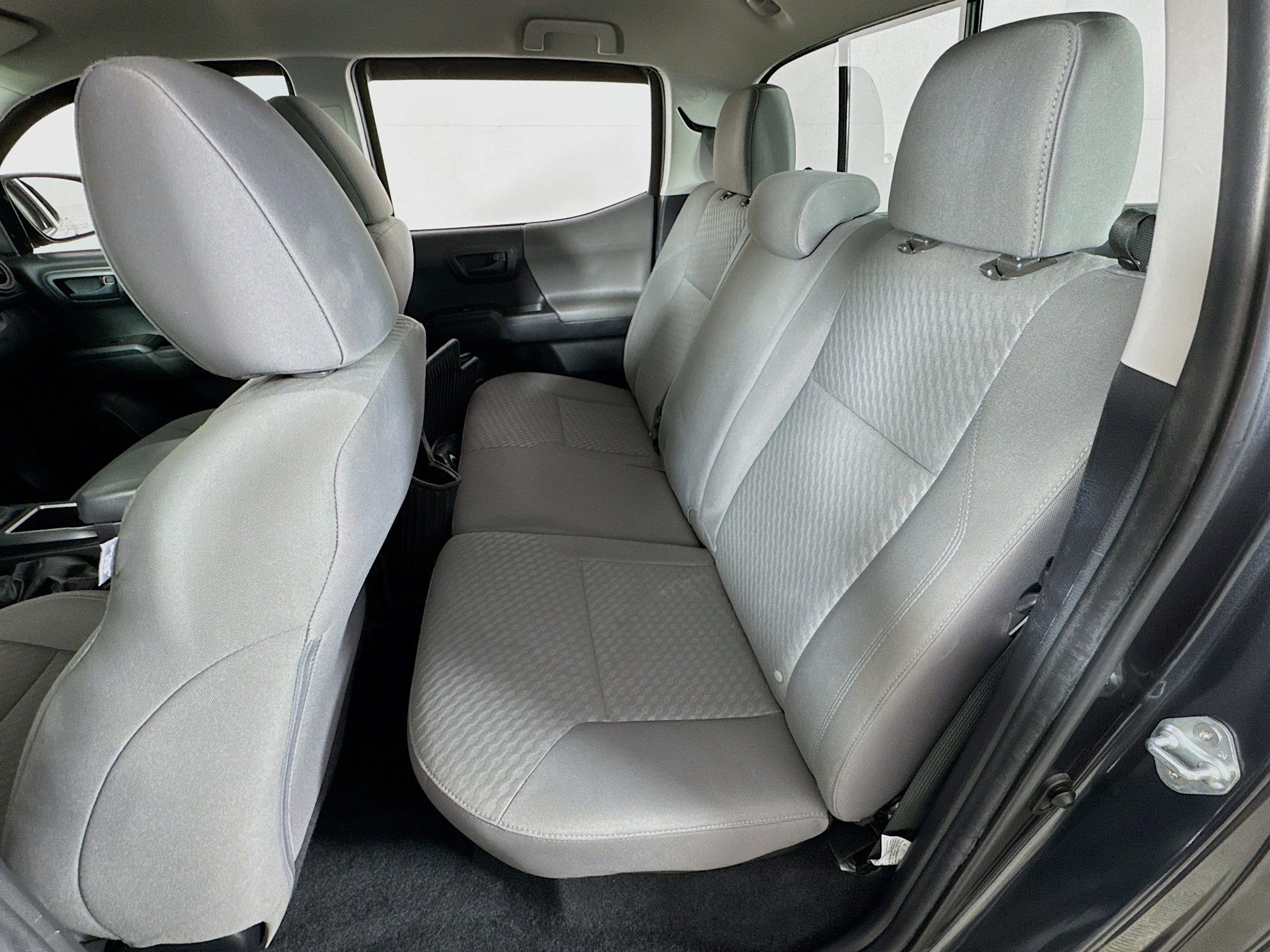 Certified 2023 Toyota Tacoma SR AWD/4WD image 17
