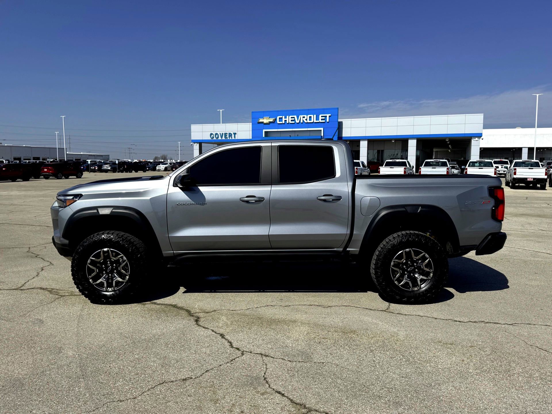 Used 2026 Chevrolet Colorado ZR2 w/ Technology Package image 9