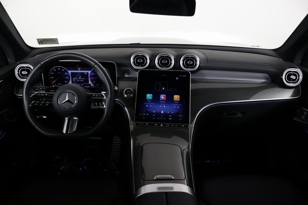 Certified 2026 Mercedes-Benz GLC 300 4MATIC image 8