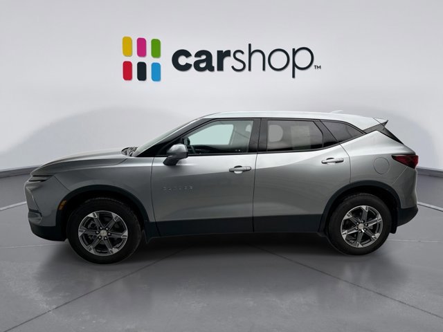 Used 2023 Chevrolet Blazer LT w/ Driver Confidence Package image 2