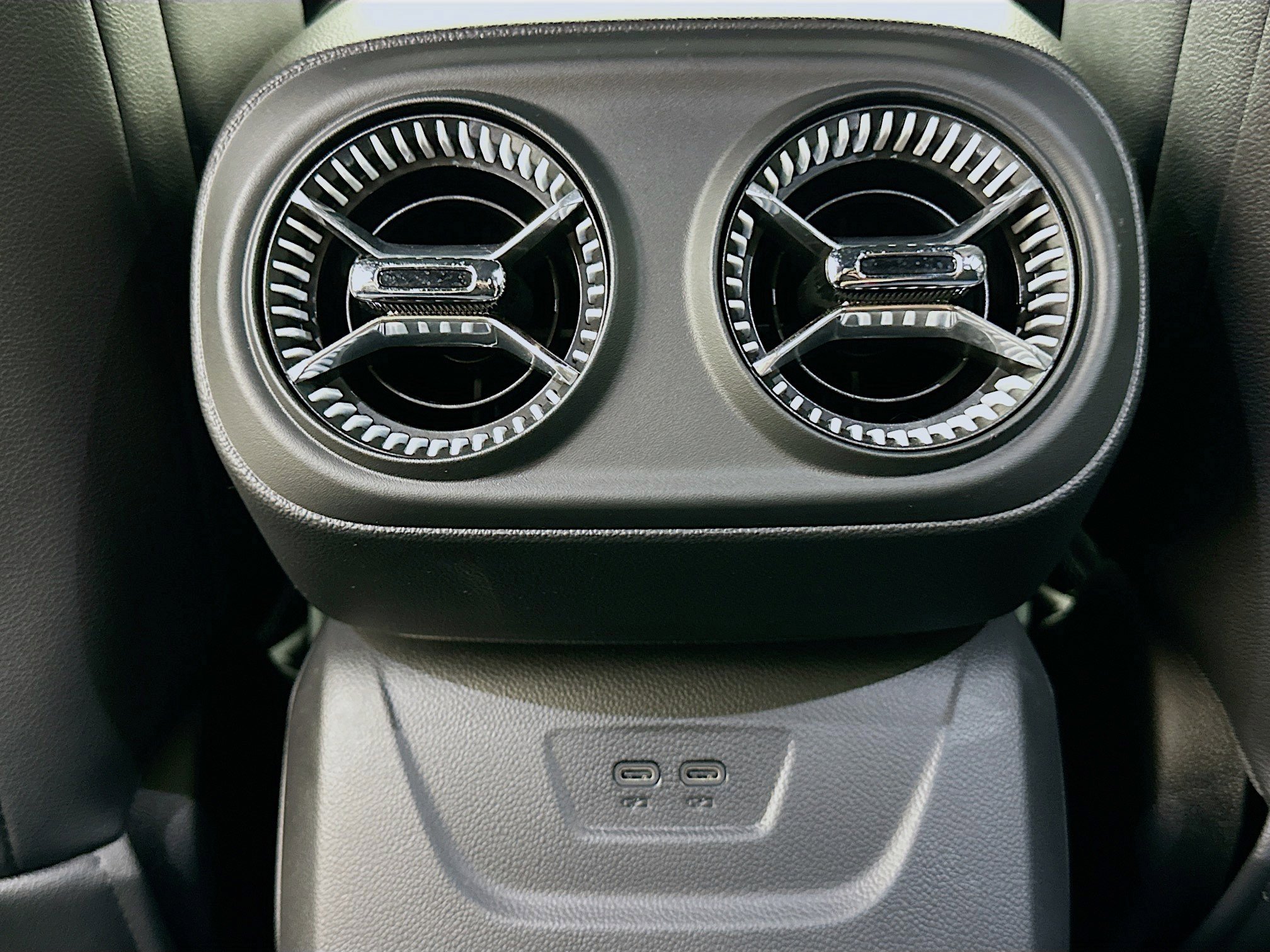 Used 2024 Chevrolet Blazer EV LT image 27