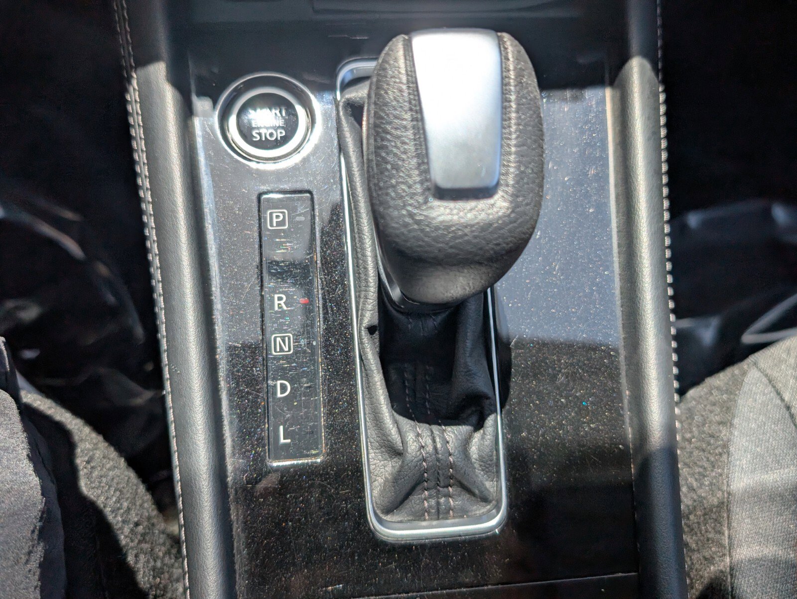 Certified 2023 Nissan Kicks SR FWD image 23