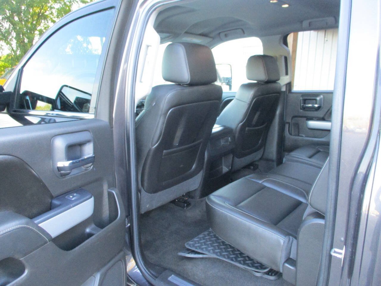 Used 2015 Chevrolet Silverado 2500 LTZ w/ Duramax Plus Package AWD/4WD image 21
