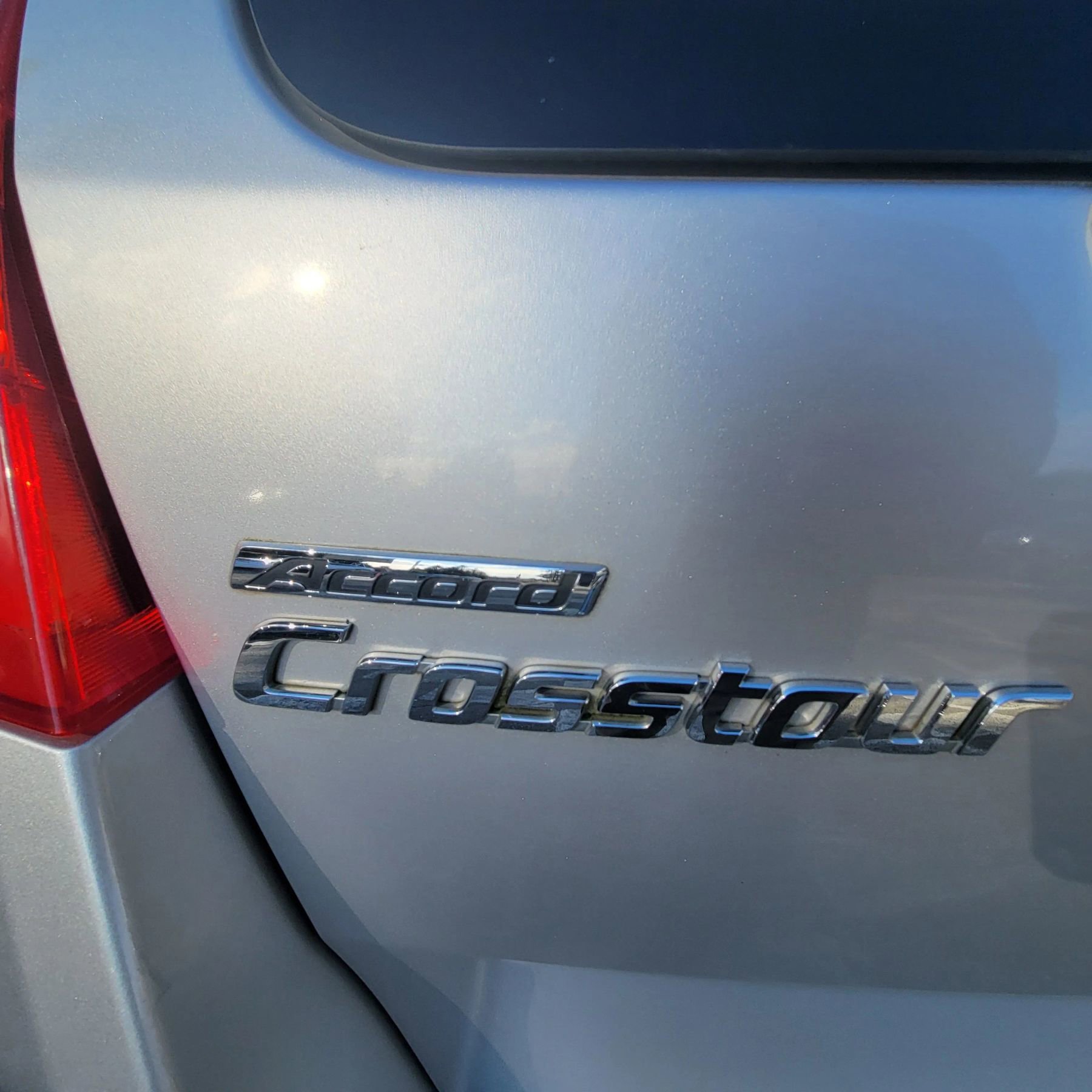 Used 2010 Honda Crosstour EX-L image 3