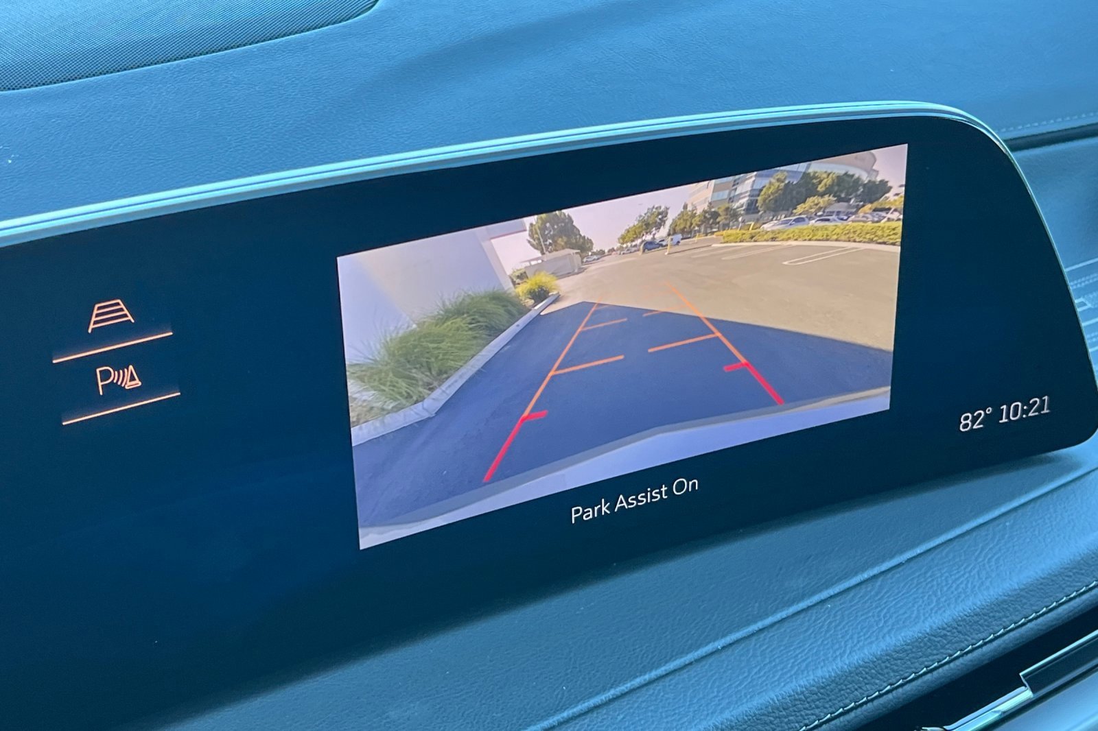 Certified 2024 Cadillac XT4 Premium Luxury image 27