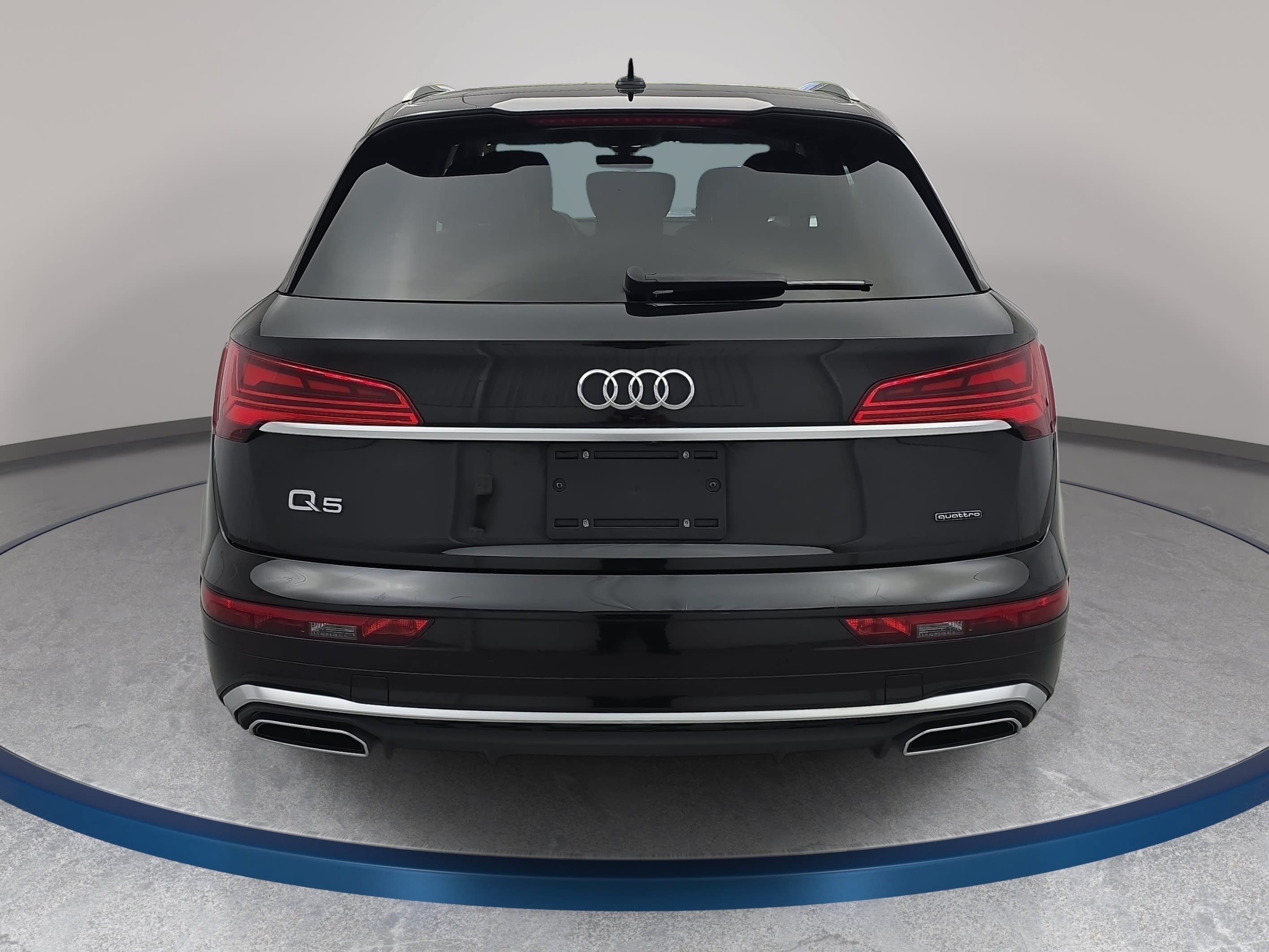Used 2024 Audi Q5 2.0T Prestige w/ Prestige Package AWD/4WD image 6