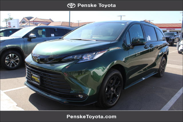 New 2026 Toyota Sienna XLE Woodland Edition