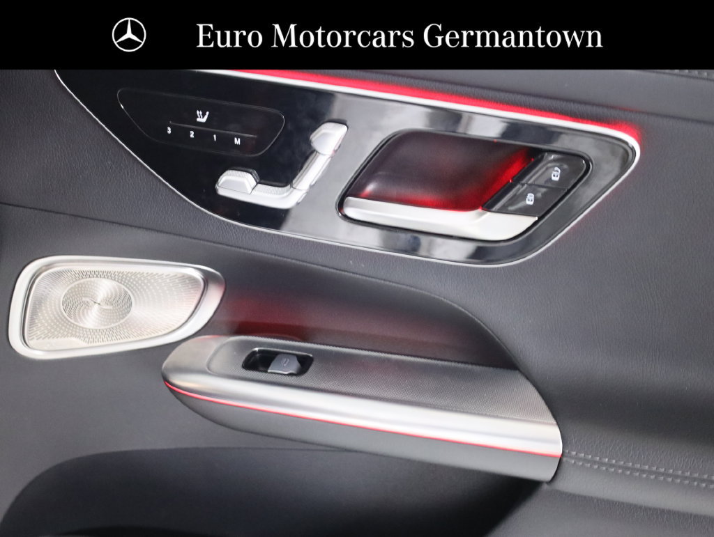 Used 2024 Mercedes-Benz GLC 43 AMG 4MATIC Coupe image 43