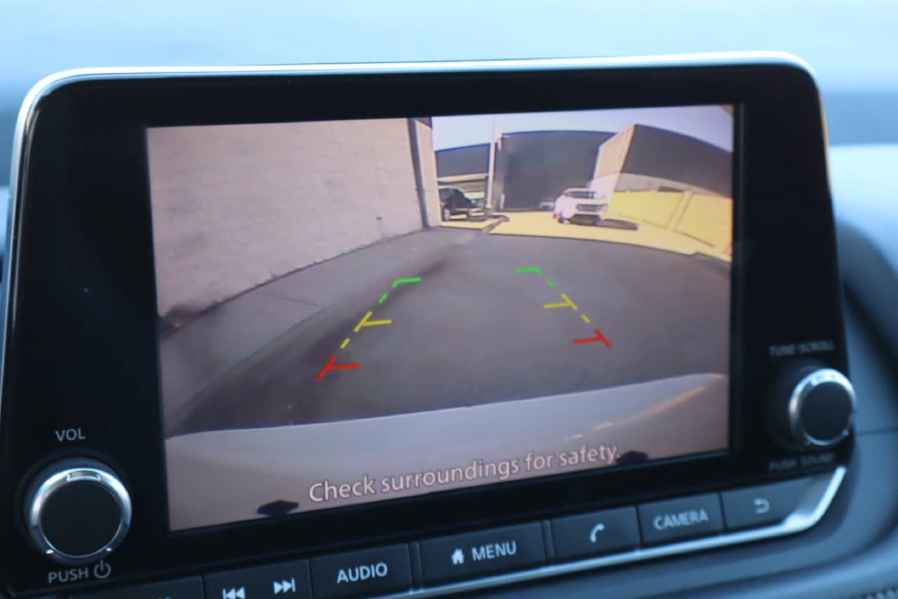 Used 2024 Nissan Rogue S FWD image 6