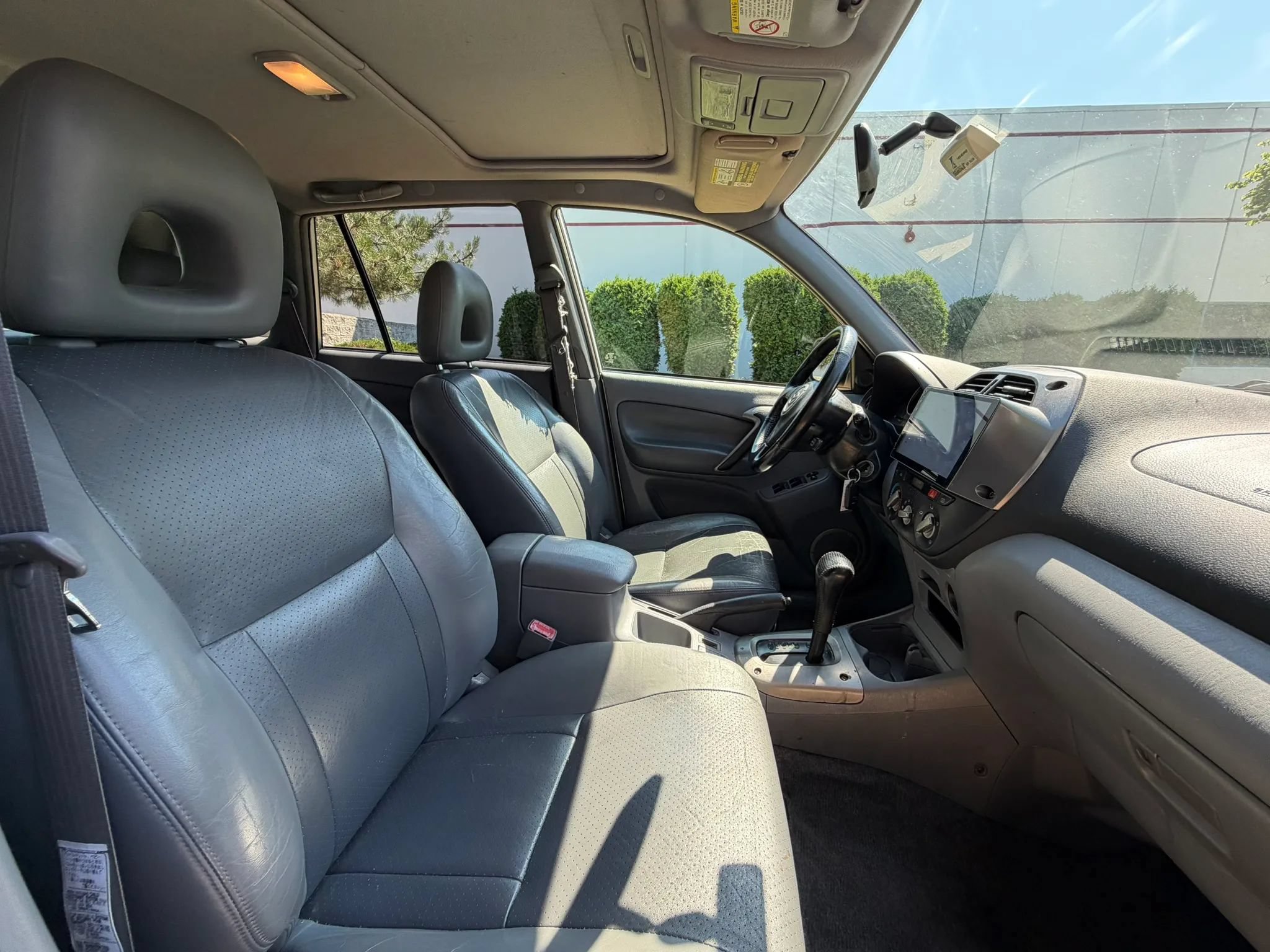 Used 2003 Toyota RAV4 4WD image 19