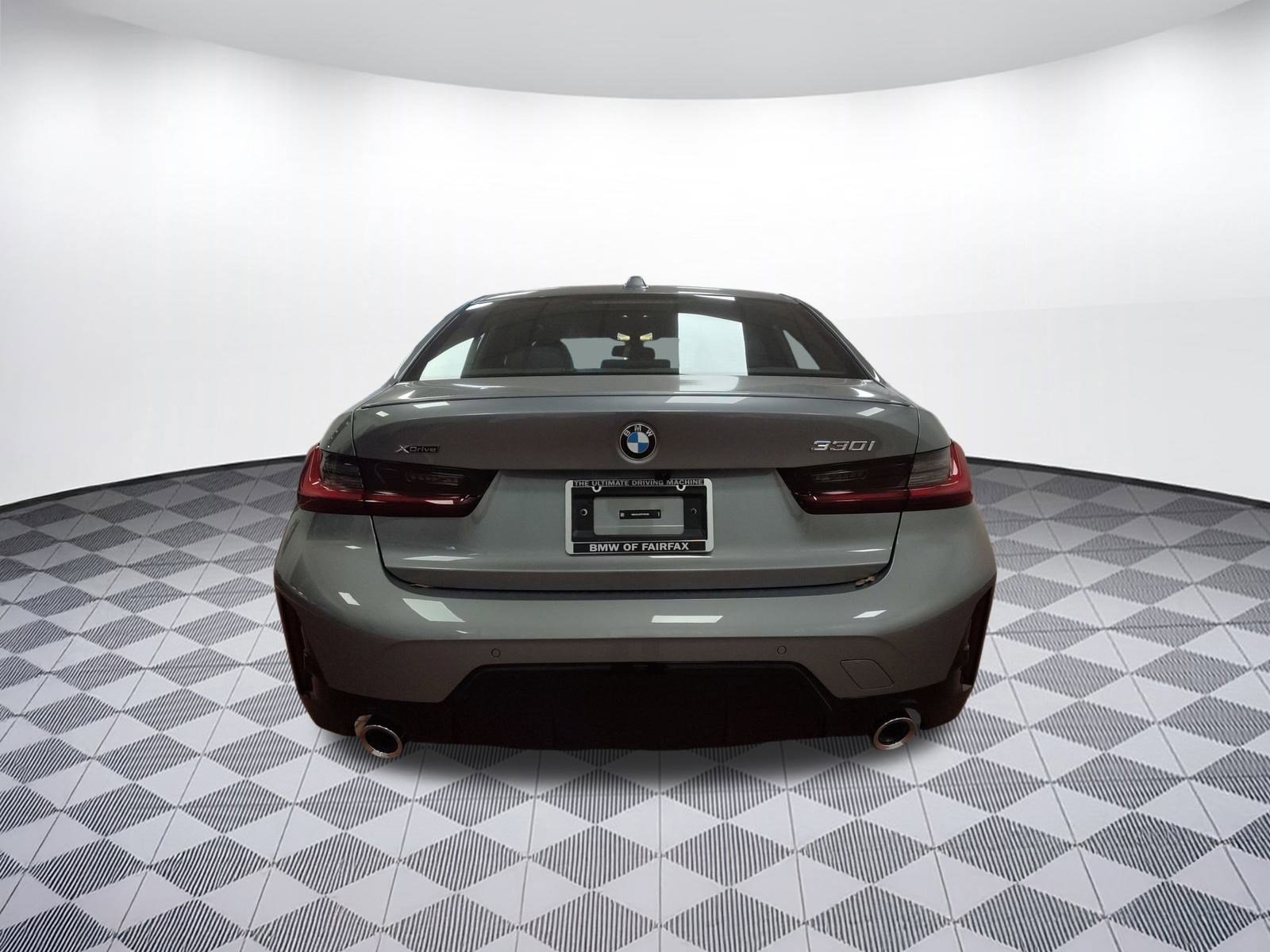 New 2026 BMW 330i xDrive Sedan w/ M Sport Package image 9