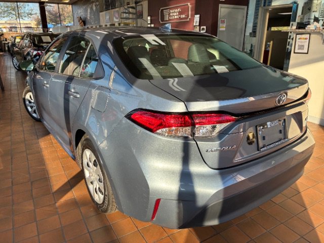 Used 2024 Toyota Corolla LE image 6