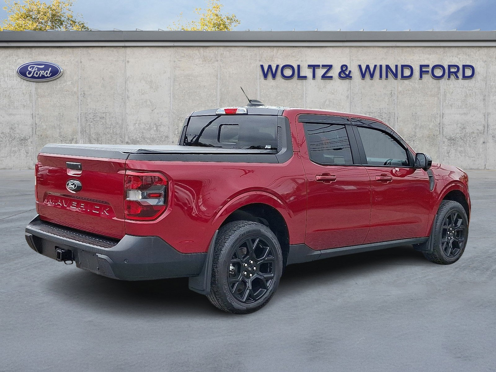 Used 2025 Ford Maverick Lariat w/ Black Appearance Package AWD/4WD image 6