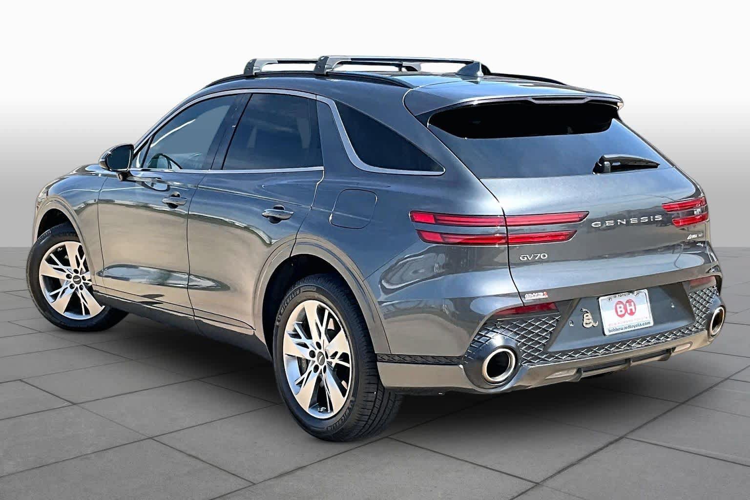 Used 2024 Genesis GV70 3.5T Sport AWD/4WD image 12