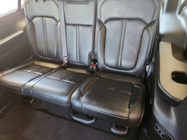 Used 2025 Jeep Wagoneer L Series II AWD/4WD image 31