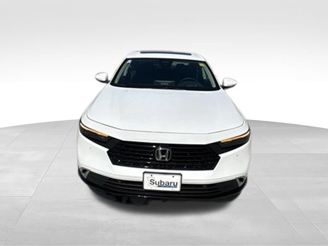 Used 2025 Honda Accord Touring image 2