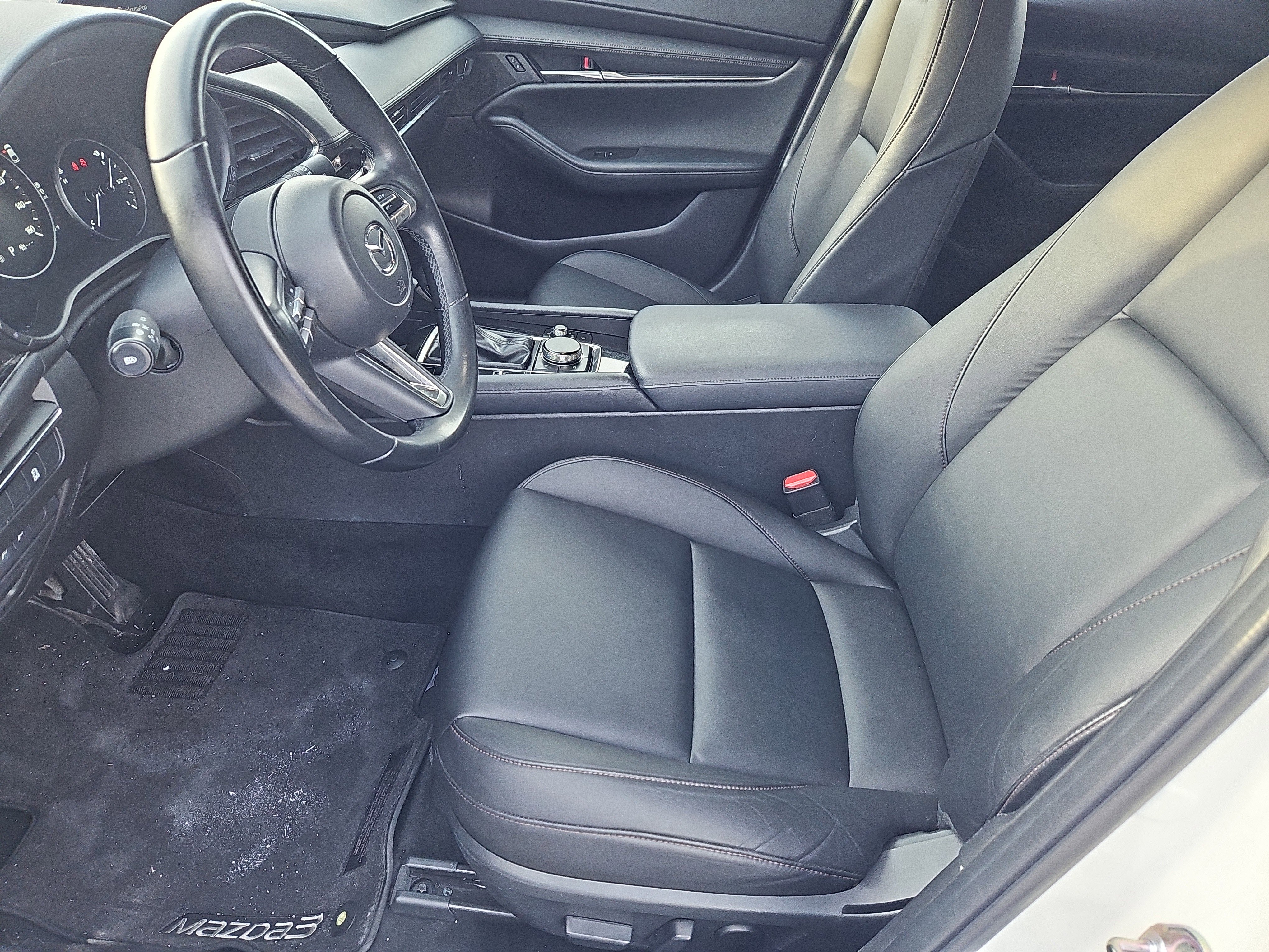 Used 2023 MAZDA MAZDA3 s image 28