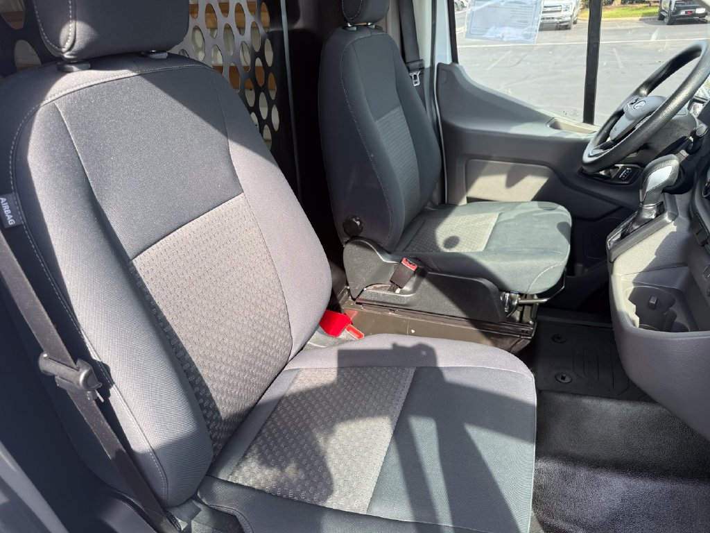 Certified 2025 Ford Transit 250 Low Roof w/ Exterior Upgrade Package RWD image 16