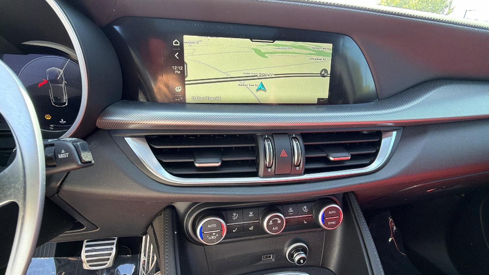 Used 2025 Alfa Romeo Stelvio Sprint image 33