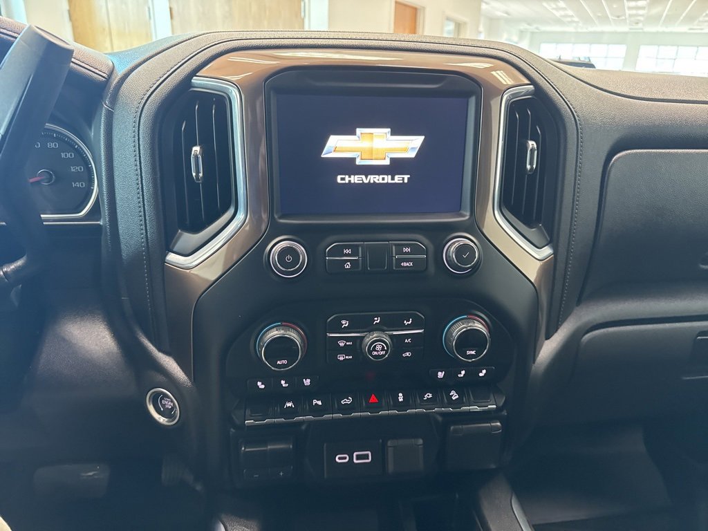 Used 2021 Chevrolet Silverado 1500 High Country w/ Safety Package II image 5