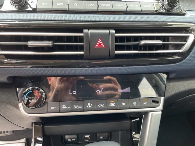 Certified 2023 Kia Seltos S w/ Navigation Package AWD/4WD image 14