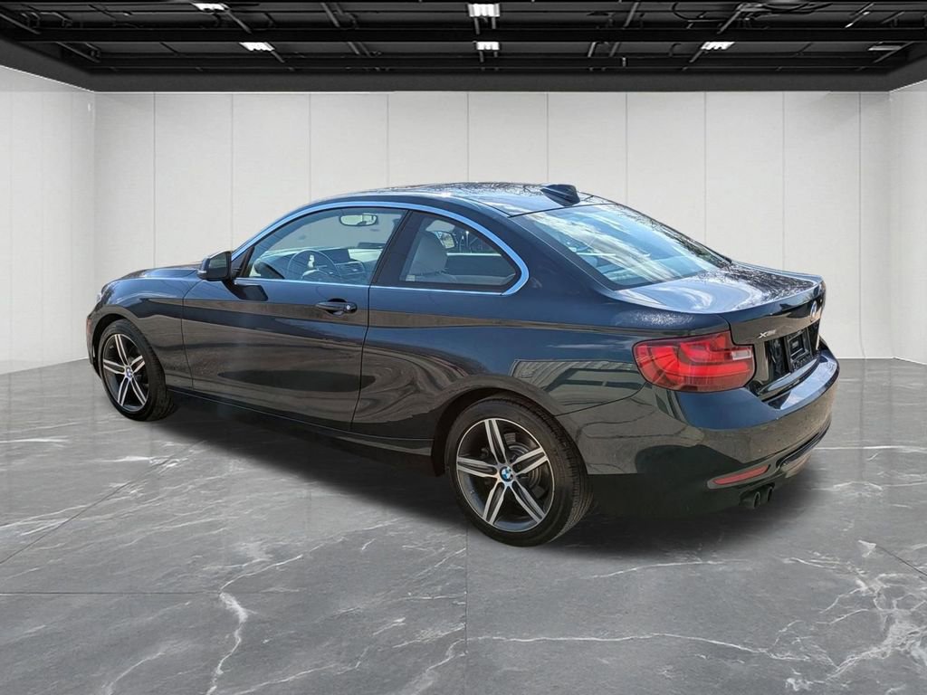Used 2017 BMW 230i xDrive Coupe image 3