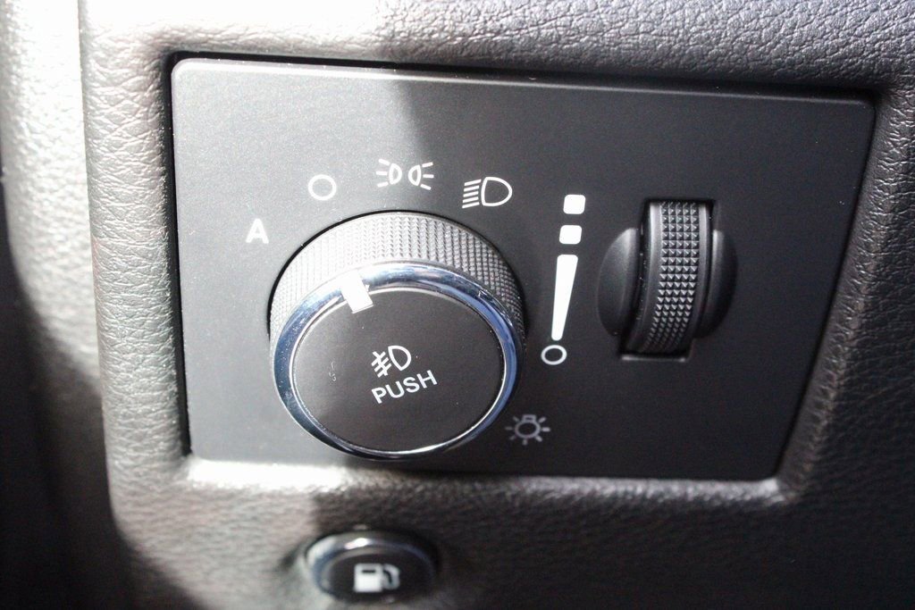 Used 2021 Jeep Grand Cherokee Limited w/ Quick Order Package 28K 80th image 26