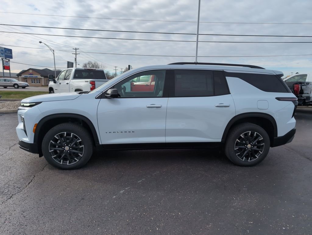 New 2026 Chevrolet Traverse LT w/ Sun and Wheel Package image 4