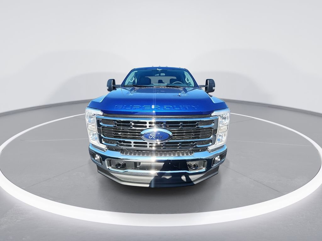 New 2026 Ford F350 XLT image 3