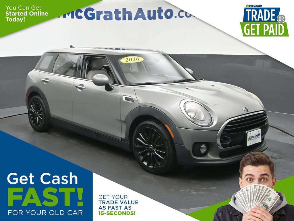 Used 2016 MINI Cooper Clubman FWD image 1