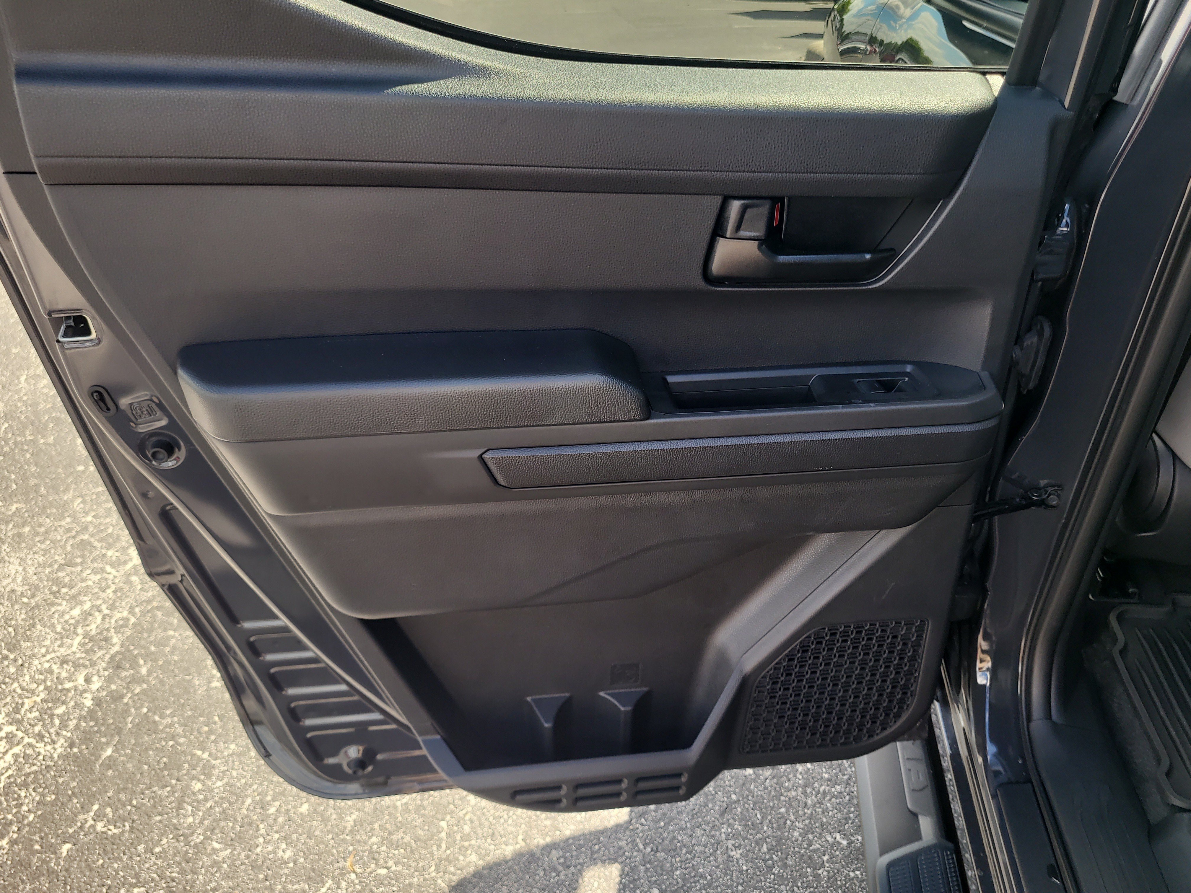 Used 2025 Toyota Tacoma SR5 RWD image 13
