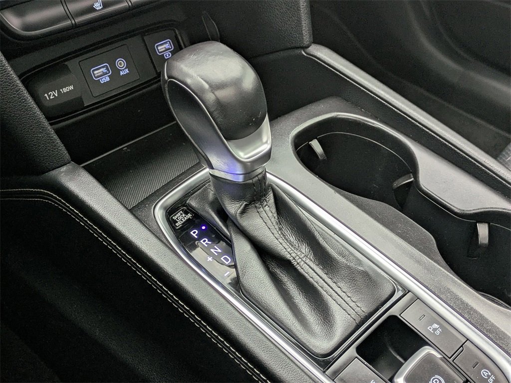 Used 2019 Hyundai Santa Fe Limited image 12