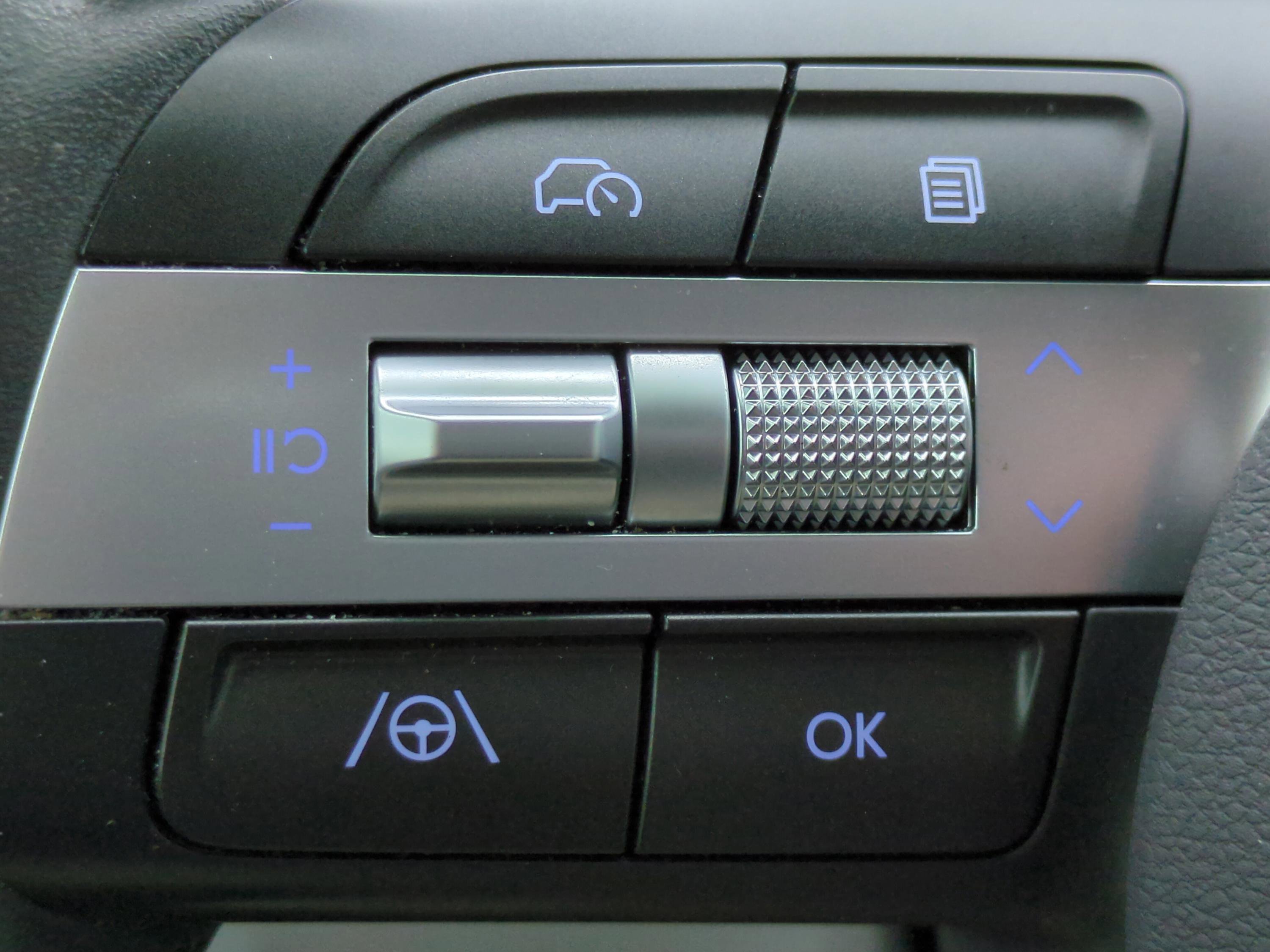 Certified 2024 Hyundai Kona SEL FWD image 14