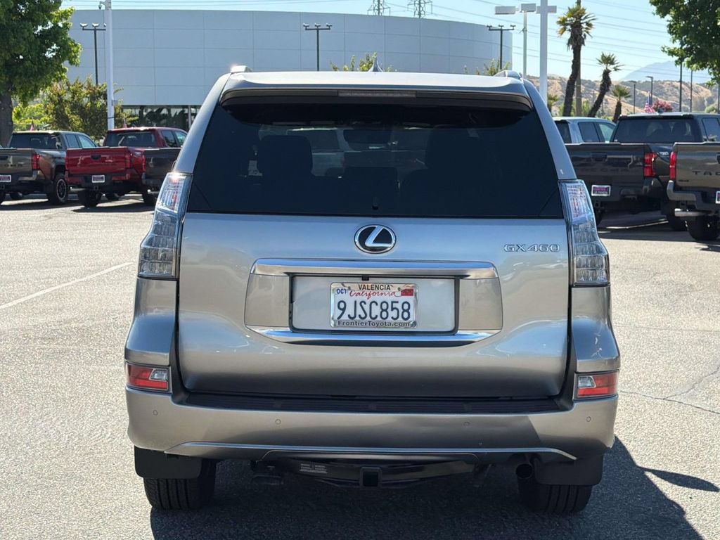 Used 2023 Lexus GX 460 Premium w/ Premium Package AWD/4WD image 4