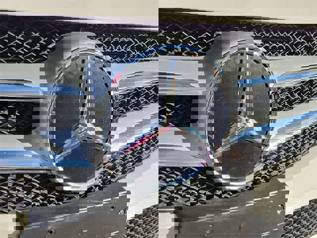 Used 2020 Mercedes-Benz C 300 Sedan image 11