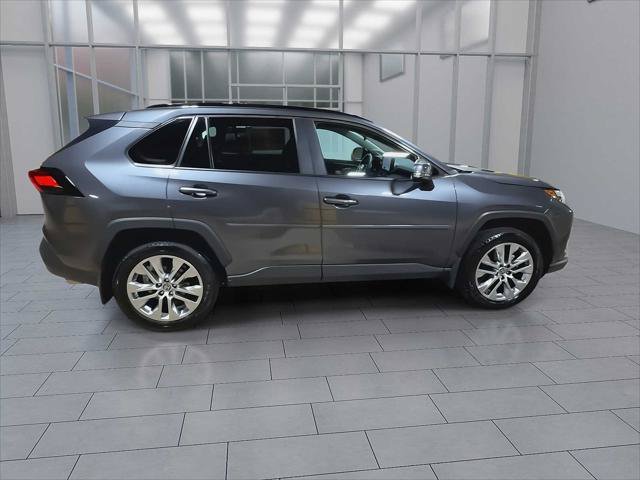 Certified 2023 Toyota RAV4 XLE Premium AWD/4WD image 9