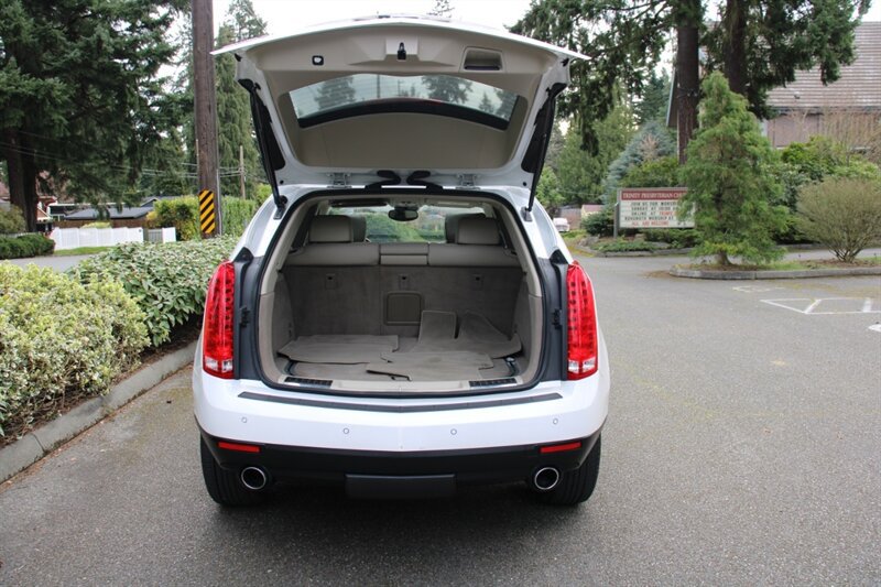 Used 2010 Cadillac SRX Performance AWD/4WD image 16