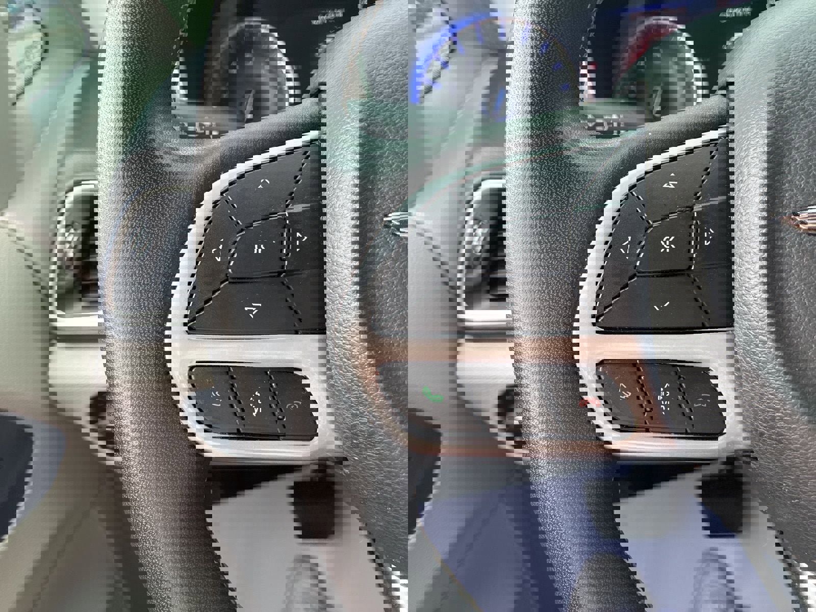 Used 2022 Chrysler Pacifica Touring-L image 26